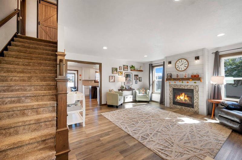 316 Hidden Creek Trl, Green Bay, WI 54303