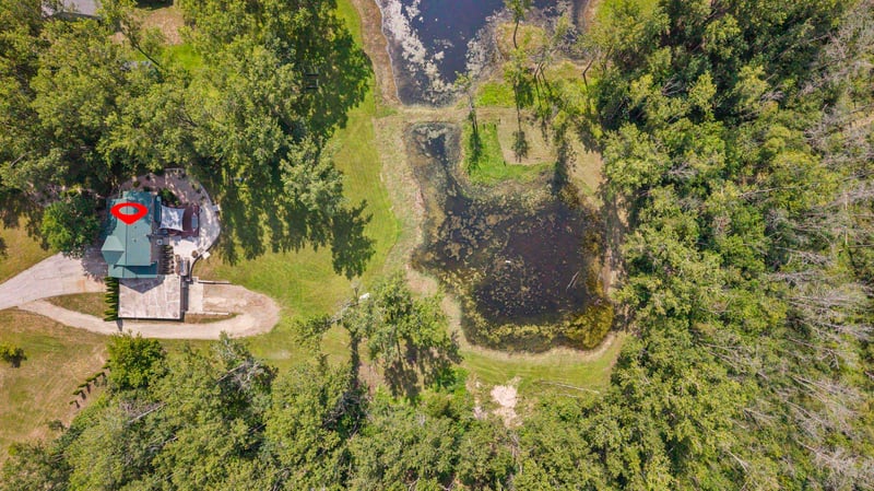 3007 Longview Ln, Suamico, WI 54173