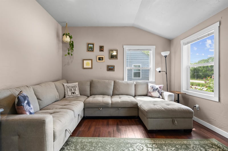 616 Meade St, Kaukauna, WI 54130-1154