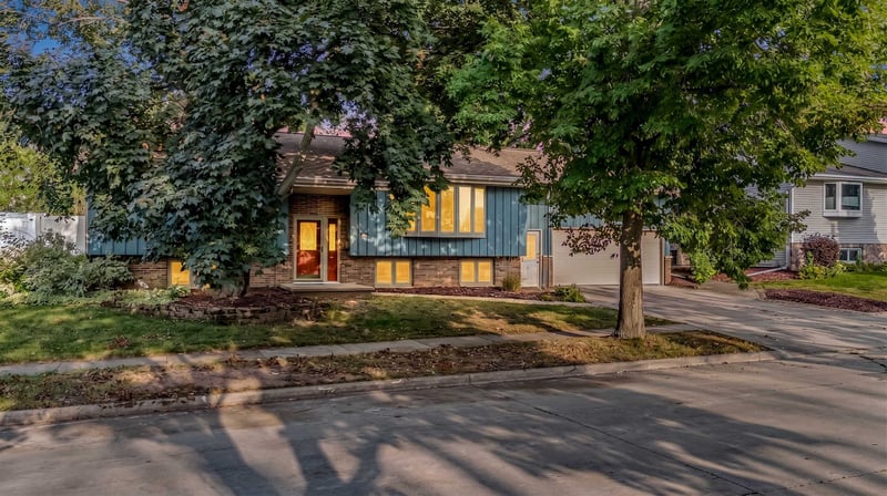 1708 N Linwood Ave, Appleton, WI 54914