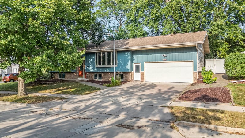 1708 N Linwood Ave, Appleton, WI 54914
