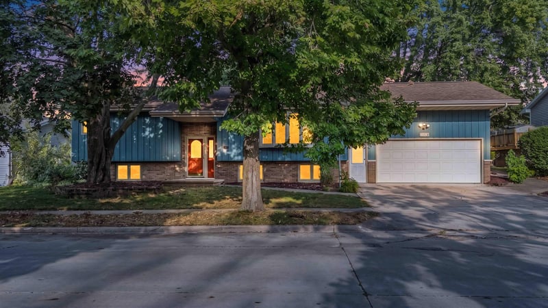 1708 N Linwood Ave, Appleton, WI 54914