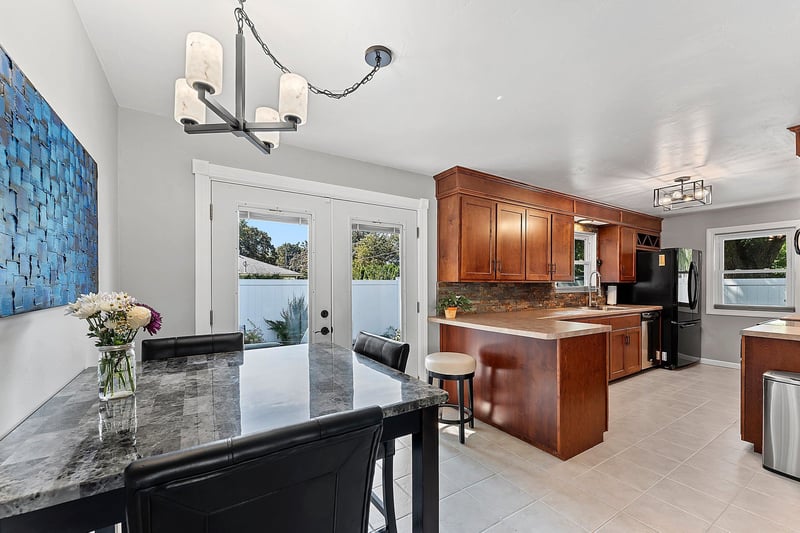 825 W Marquette St, Appleton, WI 54914
