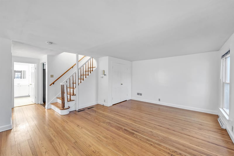 1827 W Wisconsin Ave, Appleton, WI 54914