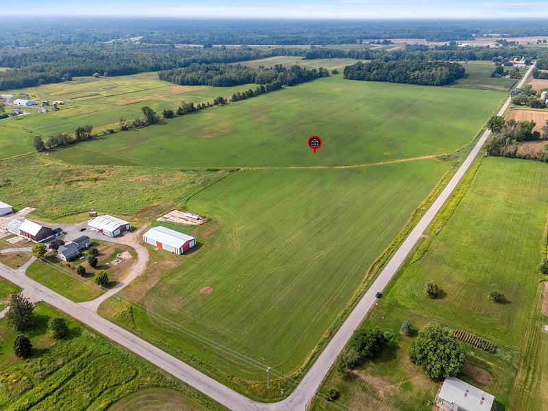 5250 Oak Orchard Rd, Abrams, WI 54101-9999