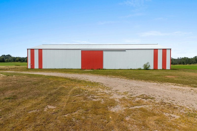 5250 Oak Orchard Rd, Abrams, WI 54101-9999