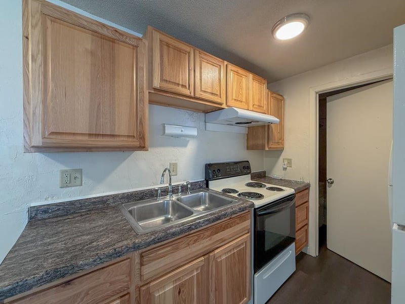 2241 Imperial Ln, Green Bay, WI 54302