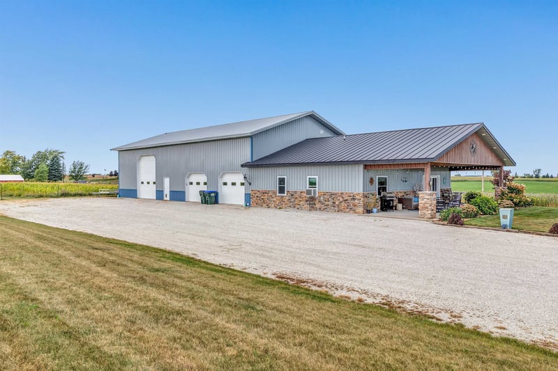 N4881 Gasche Rd, Luxemburg, WI 54217