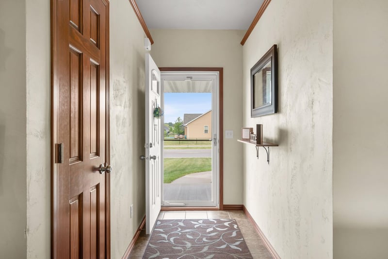 4866 N Wren Dr, Appleton, WI 54913-7301