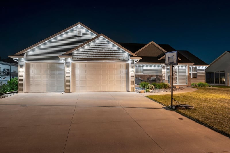 4866 N Wren Dr, Appleton, WI 54913-7301