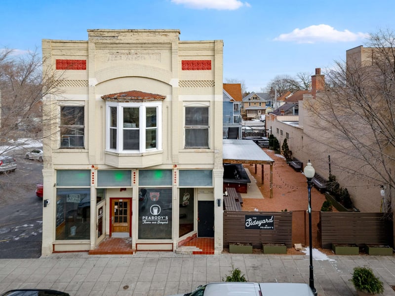 544 N Main St, Oshkosh, WI 54901-4925