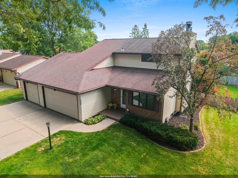 2564 Wildflower Row, Green Bay, WI 54311
