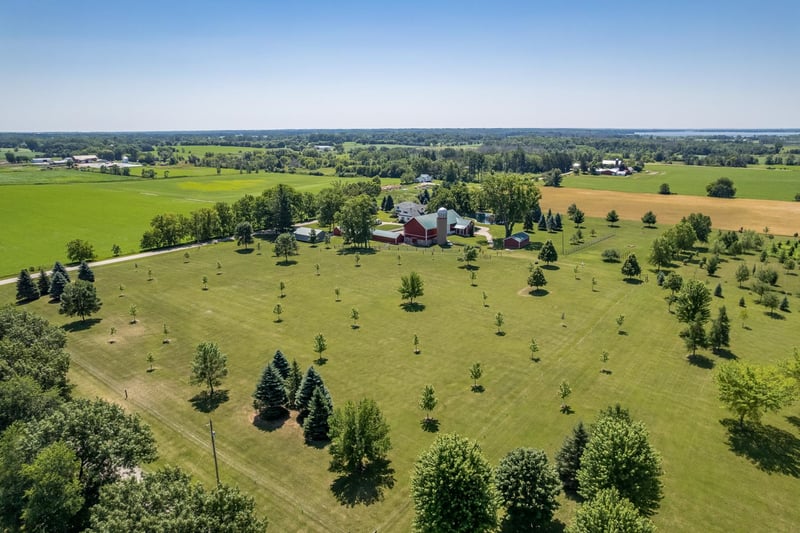 Sauby Rd #02805, Larsen, WI 54947