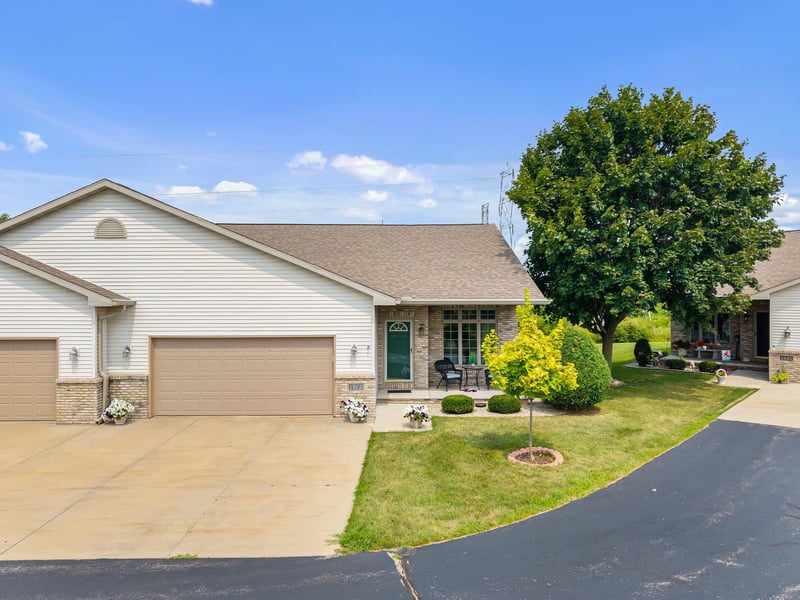 1912 E Sylvan Ave, Appleton, WI 54915-0000