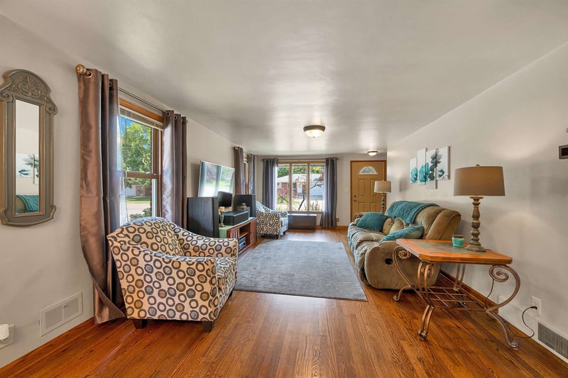 206 Bader St, Green Bay, WI 54302