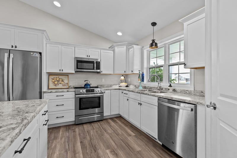 105 Zacharey Ct, New London, WI 54961
