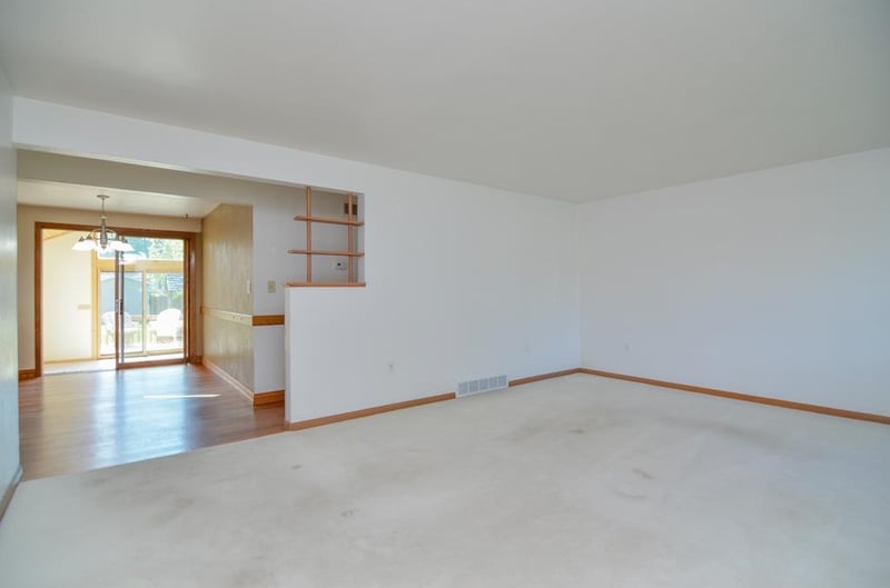 518 St Jude St, Green Bay, WI 54303-4537