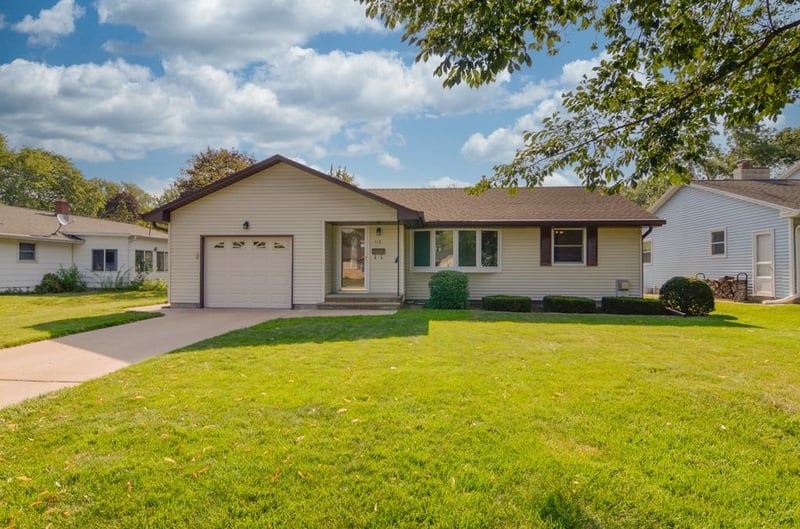 518 St Jude St, Green Bay, WI 54303-4537