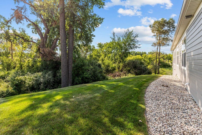 2179 E Baldeagle Dr, Appleton, WI 54913