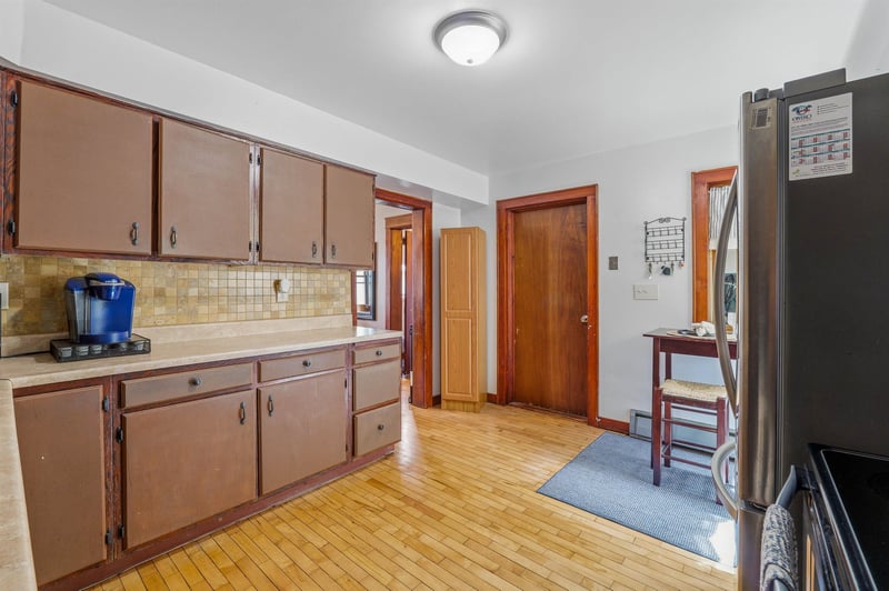 330 Jackson Ave, Omro, WI 54963