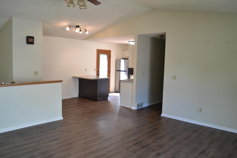 40 Rolling Green Cir, Oshkosh, WI 54904-6554