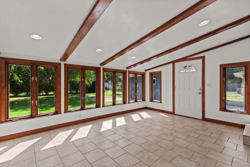 1602 Doemel St, Oshkosh, WI 54901