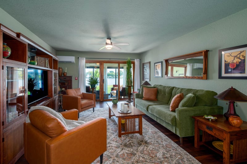 264 N Campbell Rd #A, Oshkosh, WI 54902-3492