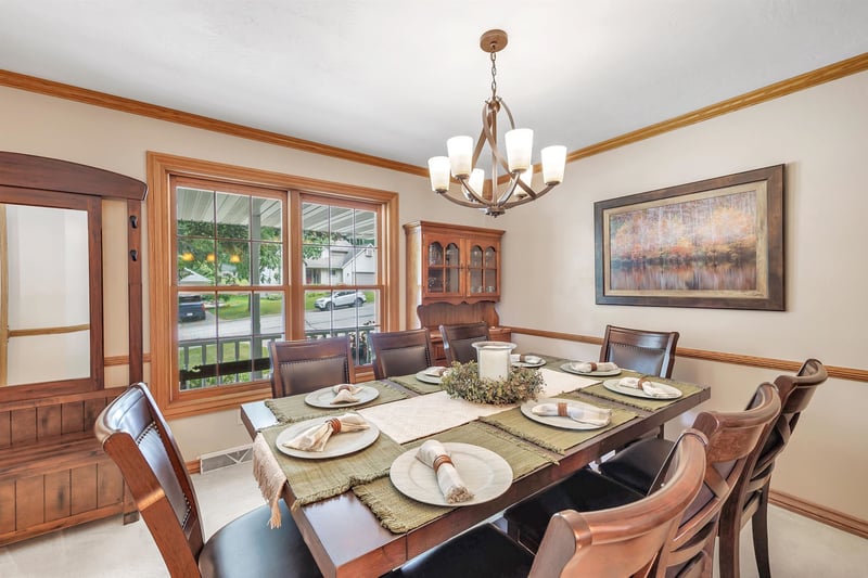 250 Windward Rd, Green Bay, WI 54302