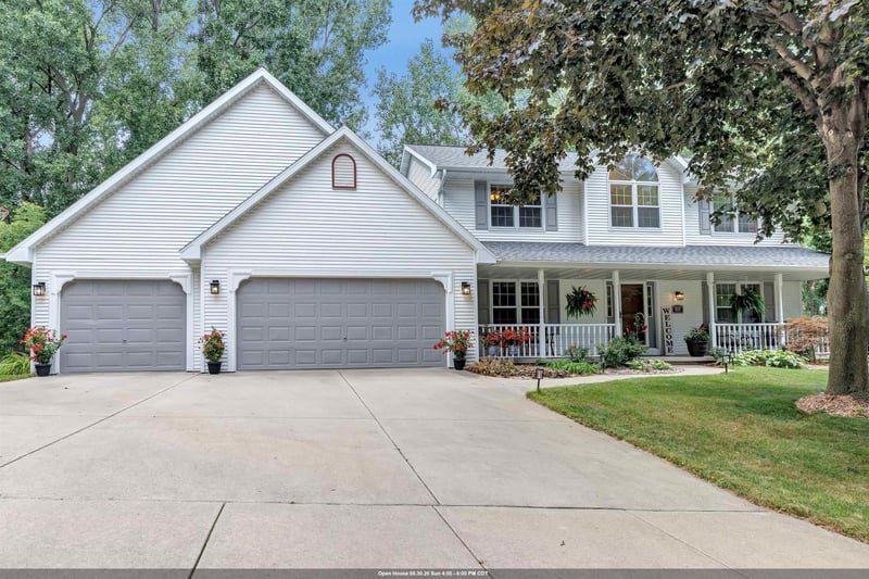 250 Windward Rd, Green Bay, WI 54302