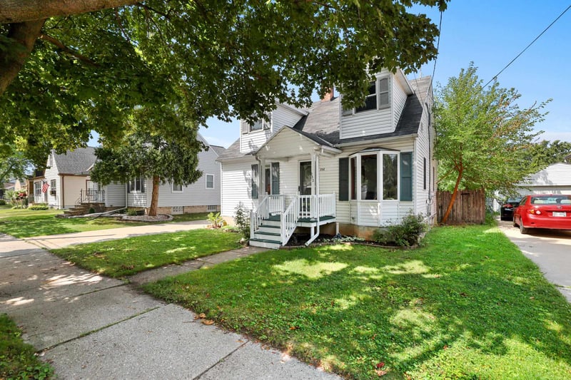 232 Quinton St, Green Bay, WI 54302