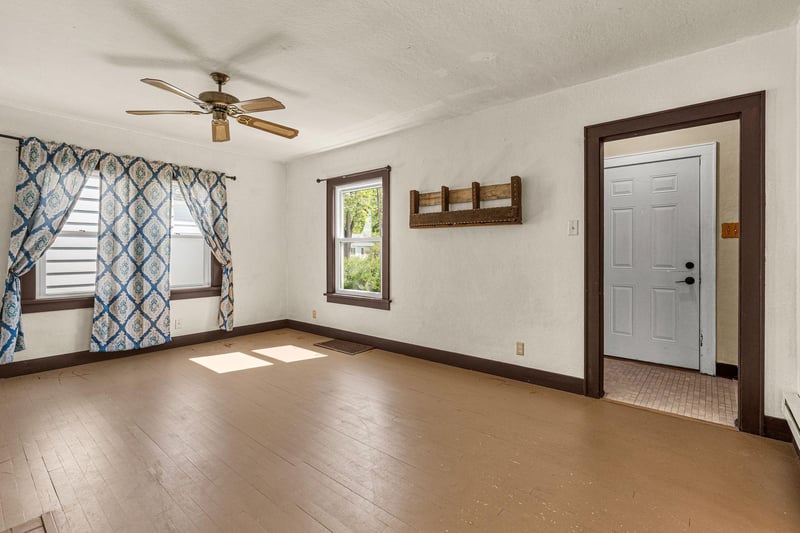 517 Columbia Ave, Green Bay, WI 54303-3926