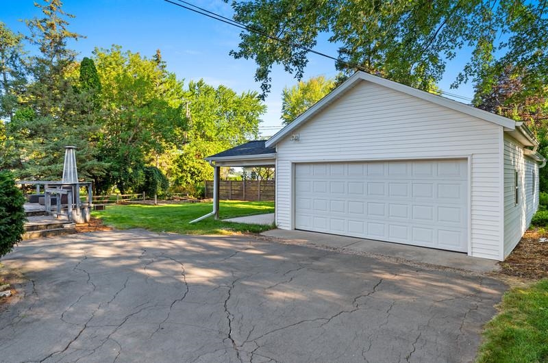 354 Lazarre Ave, Green Bay, WI 54301