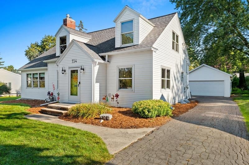 354 Lazarre Ave, Green Bay, WI 54301