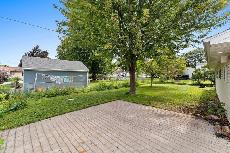706 Roy Ave, Green Bay, WI 54303-3949