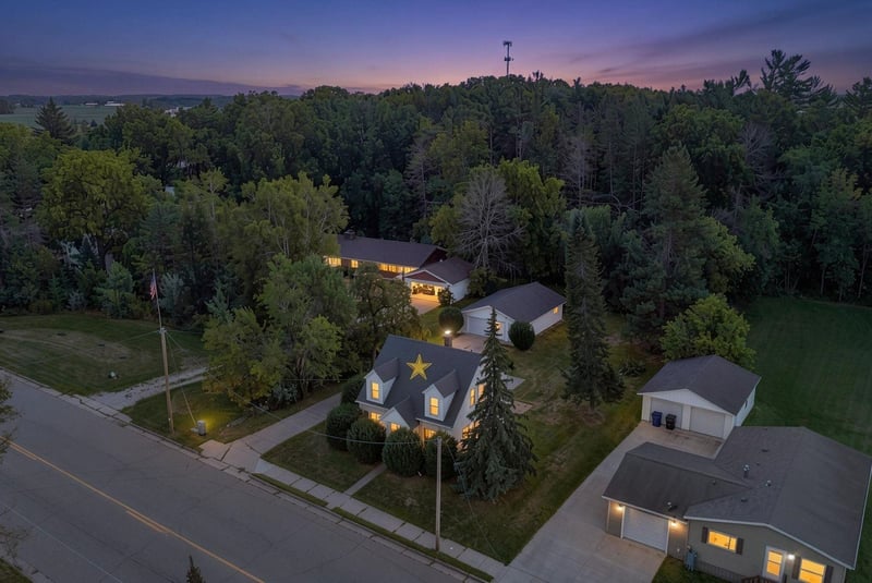 418 E Green Bay St, Bonduel, WI 54107