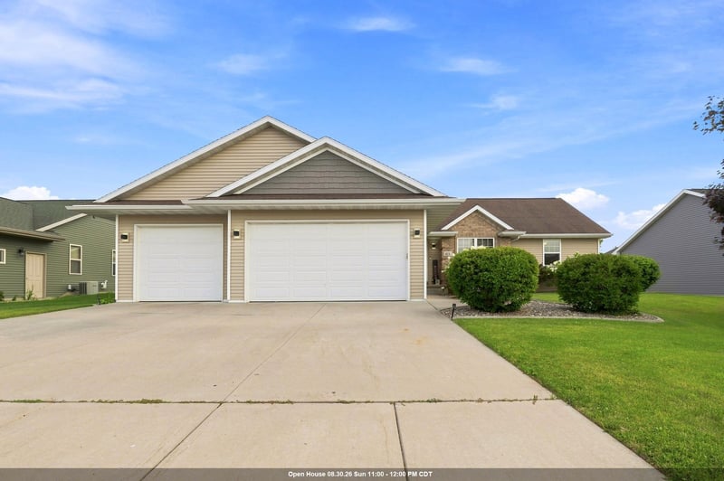 473 Harvest Hill Dr, Denmark, WI 54208