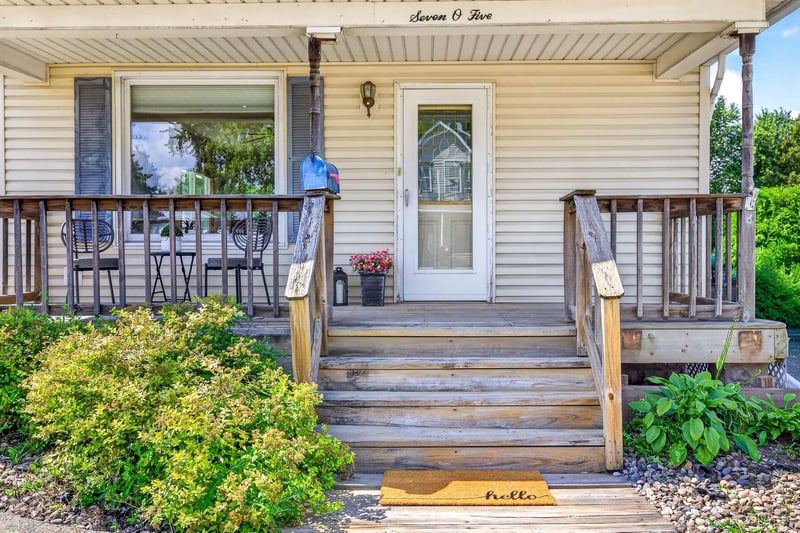 705 Madison St, Little Chute, WI 54150-1625