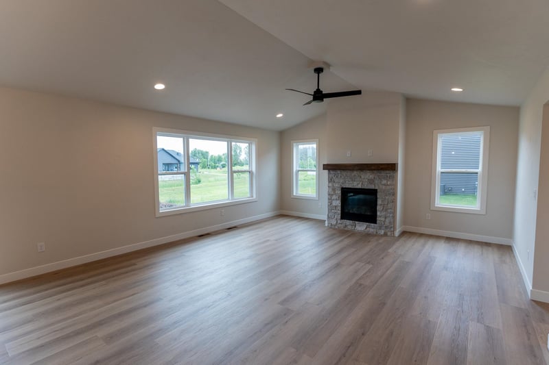 W5890 Edgewood Dr, Menasha, WI 54952