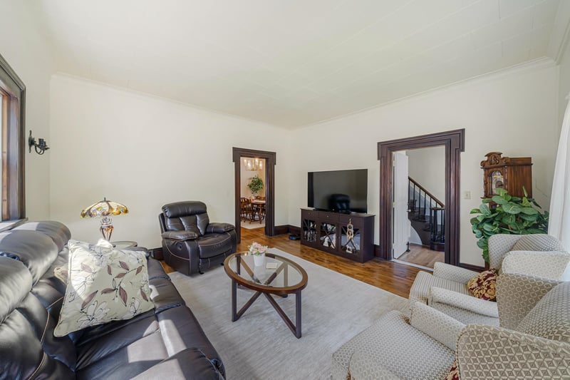 717 Powers St, Oshkosh, WI 54901-4656