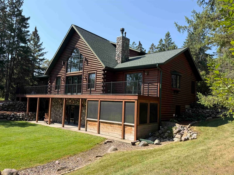 W9150 Forevergreen Ct, Hortonville, WI 54944-9275