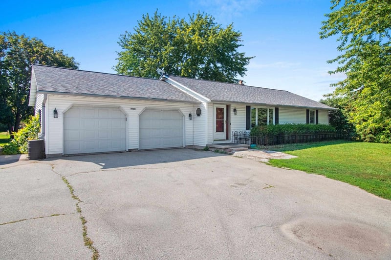 N4929 County Road U, De Pere, WI 54115