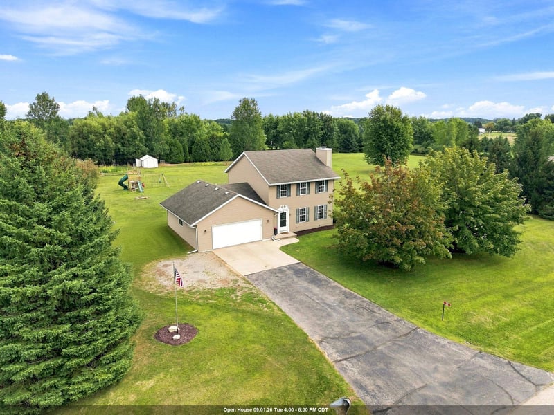 542 Highland Meadow Trl, Pulaski, WI 54162