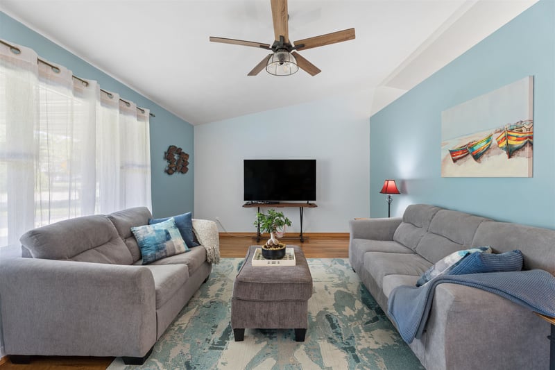 W7013 Plank Rd, Appleton, WI 54915