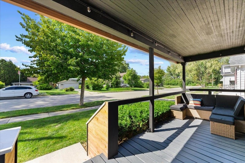 1116 Lyndon St, Green Bay, WI 54303-3844
