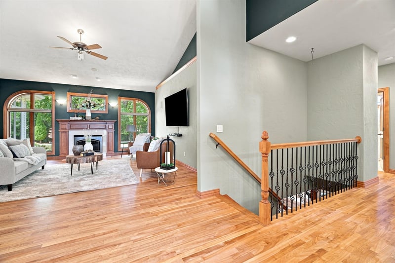 638 Miranda St, Combined Locks, WI 54113