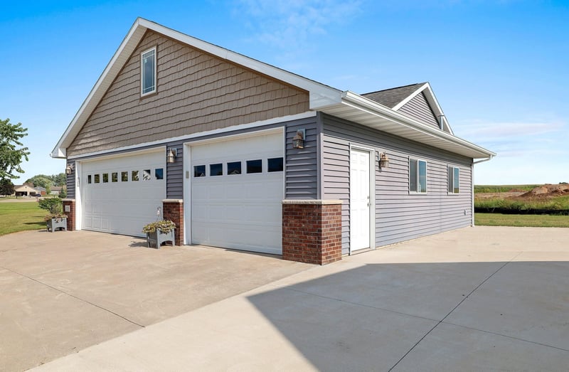 1028 Maple Vista Ct, Seymour, WI 54165-1270