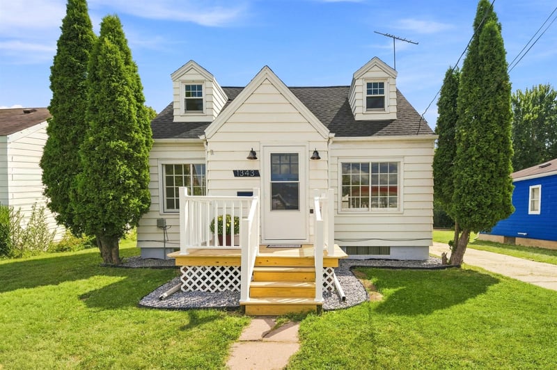 1343 W Prospect Ave, Appleton, WI 54914