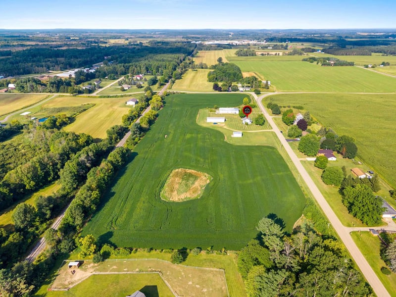 W7871 Oak Ave, Shawano, WI 54166