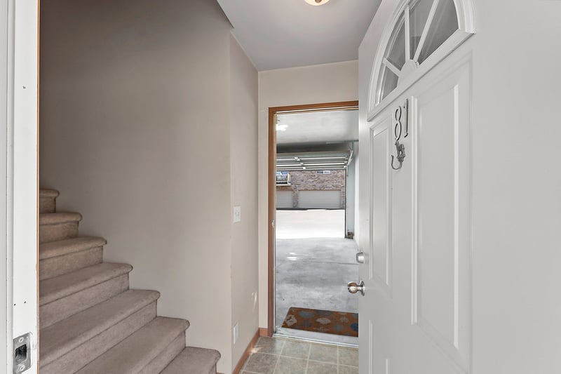 3319 N Casaloma Dr, Appleton, WI 54913