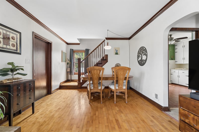 1823 Hubbard St, Oshkosh, WI 54902